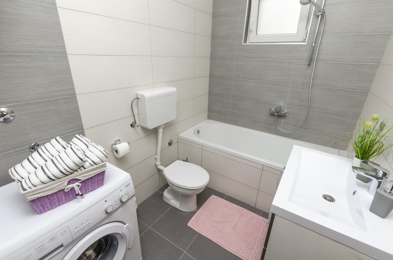 Apartment Antonija Primošten Екстериор снимка